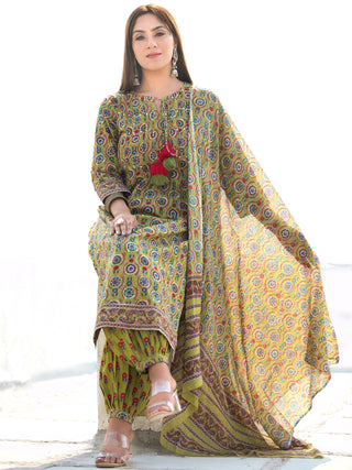 Utsav Nayab - Kurta Salwar Pants & Dupatta - KS39A2571D