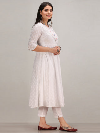 Noor Arnaz -  Anarkali Kurta Pant Set With Indigo Dupatta - KS07ACXXD9
