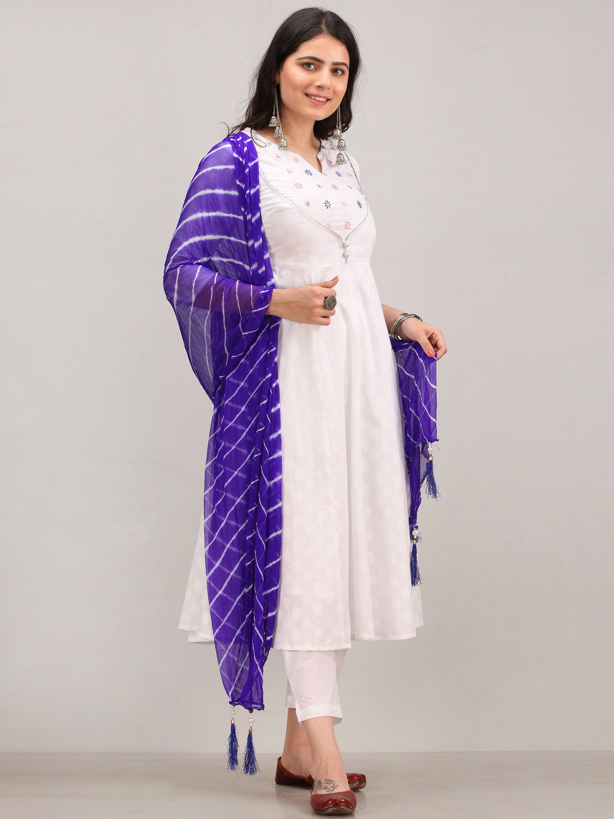 Noor Amrin -  Anarkali Kurta Pant Set With Lehriya Dupatta - KS07ACXXD7