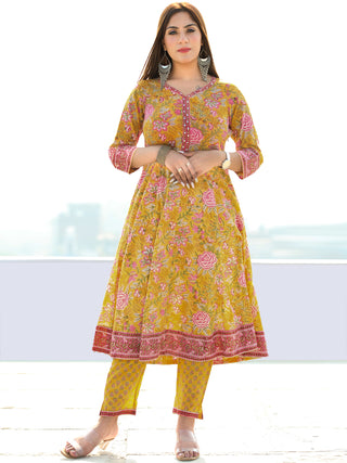 Rutba Gulbagh - Set of Anarkali Kurta Pants & Dupatta - KS11A2578D