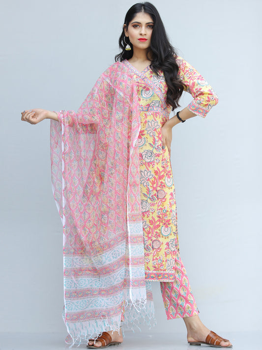 Jashn Gul - Set of Kurta Pants & Dupatta - KS73AXXXD