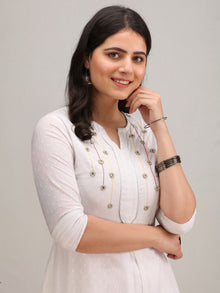 Noor Alfia -   Embroidered Kurta Pant Set With Bandhani Dupatta - KS113AYYD10