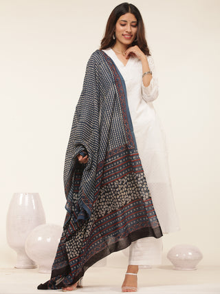 Gulmarg Mehreen Set Of Kurta Pant Dupatta