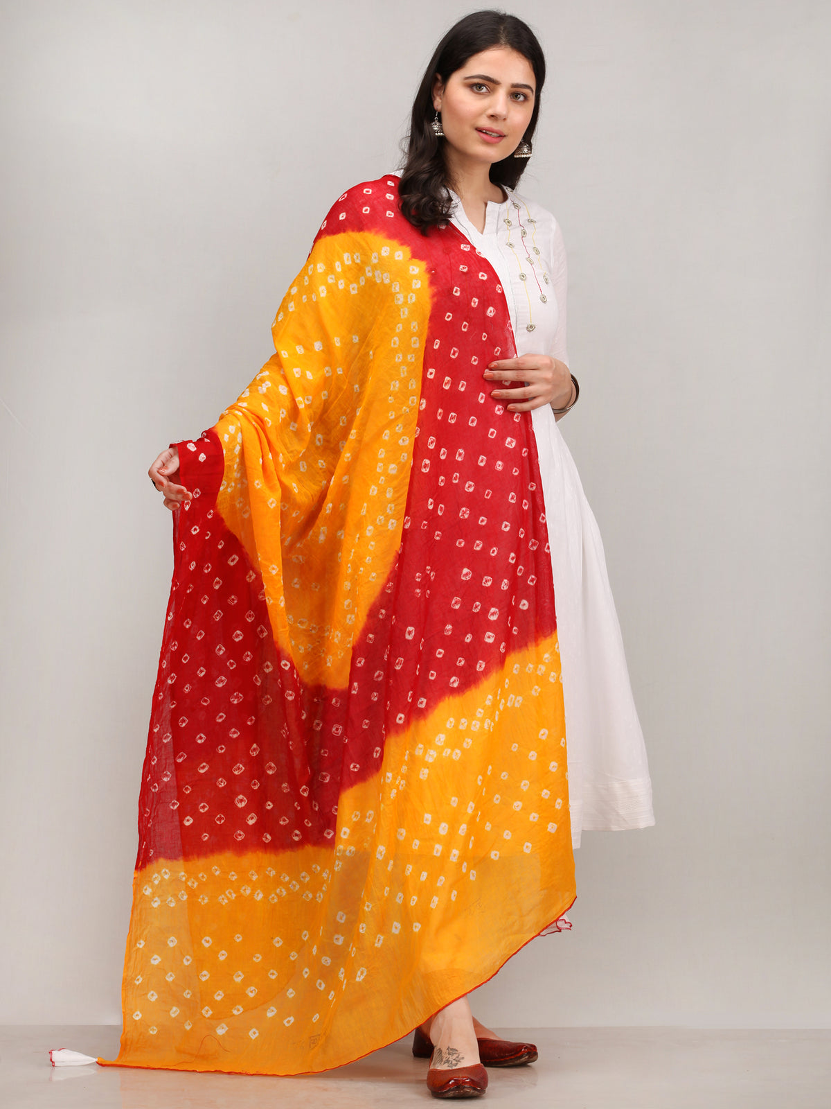 Noor Alfia -   Embroidered Kurta Pant Set With Bandhani Dupatta - KS113AYYD10