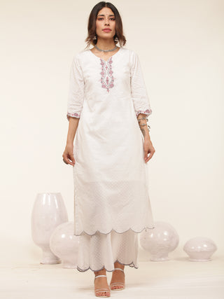 Gulmarg Anjum Set Of Kurta Palazzo Dupatta