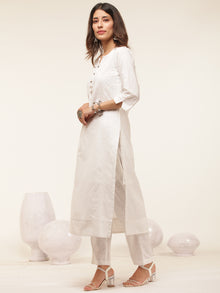 Gulmarg Sameera Set Of Kurta Pant Dupatta