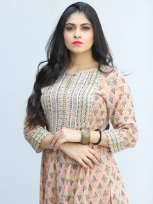 Jashn Nasreen - Set of Kurta Palazzo & Dupatta - KS25C2176D