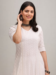 Noor Aiza -  Self Embroidered Kurta Pant Set With Bandhani Dupatta - KS115AYYD3