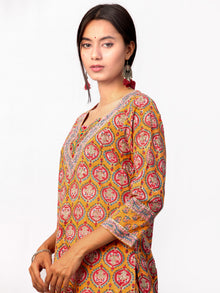 Gulal Farhat Kurta