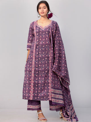 Jamni Aaina Set Of Kurta Pant Dupatta