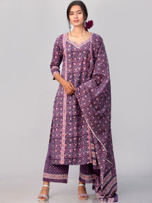 Jamni Aaina Set Of Kurta Pant Dupatta