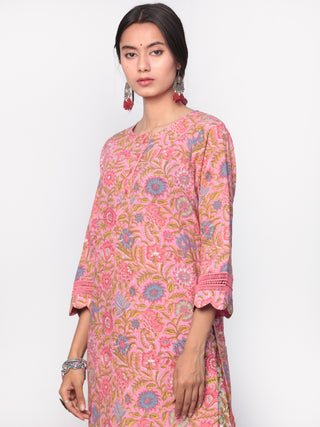 Gulal Ruhani Set Of Kurta Pant Dupatta