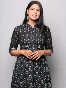Gulzar Zafrah Dress - D10F2583